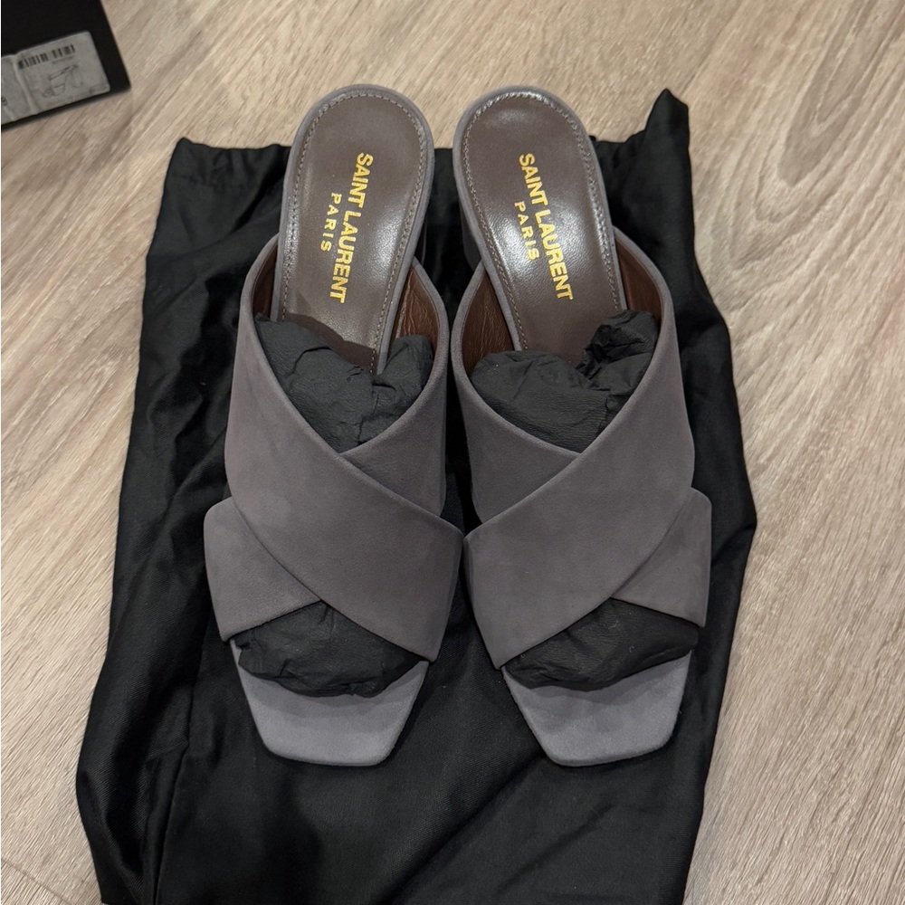 Saint Laurent LouLou Mule Low